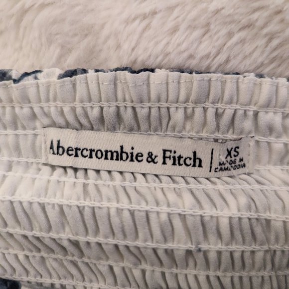 Abercrombie & Fitch Flutter Sleeve Short Sleeve Blouse | Navy & White | BNWT - Picture 3 of 4